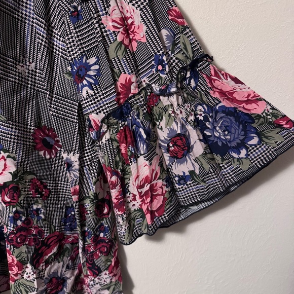 Coco + Carmen floral and plaid bell flutter sleeve dress Size XXL - Picture 4 of 9